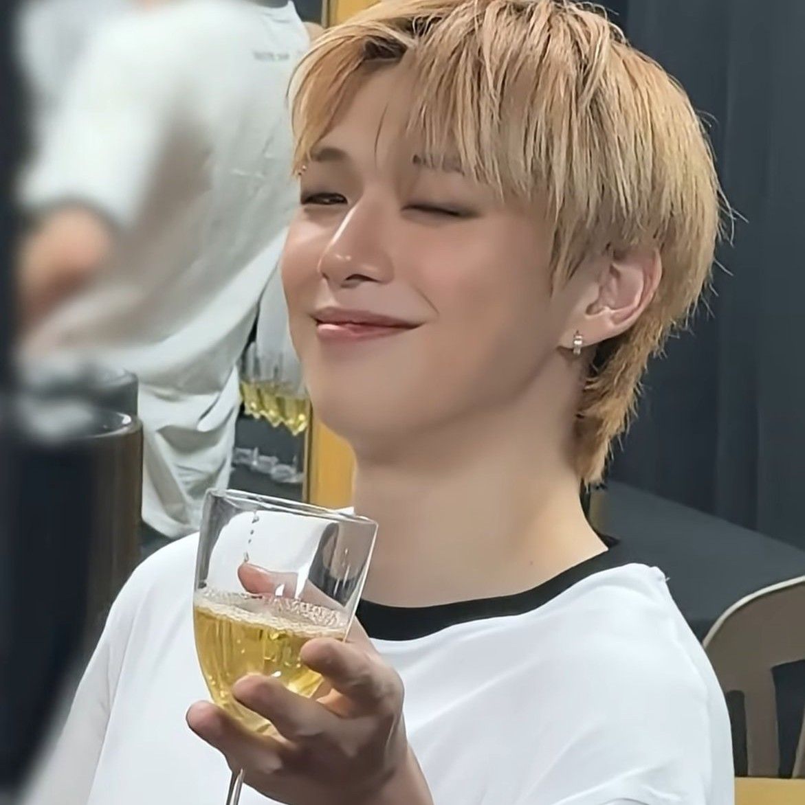 Behind-the-scenes cut of Secret Garden