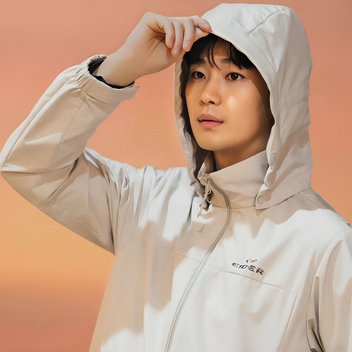 Behind-the-scenes cut of Kim Soohyun