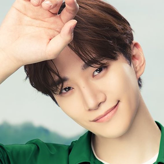 イ・ジュノの最新写真