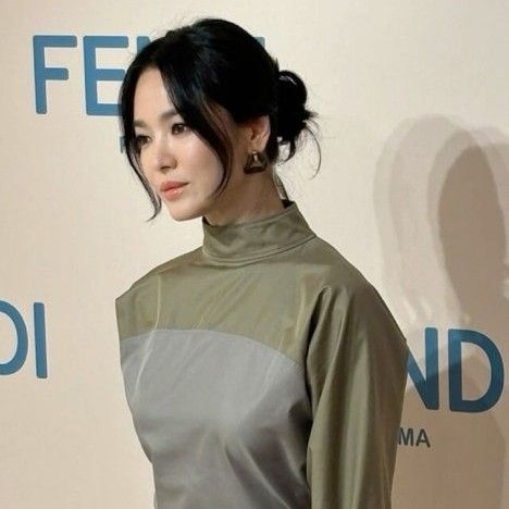 ソン・ヘギョのビハインドカット