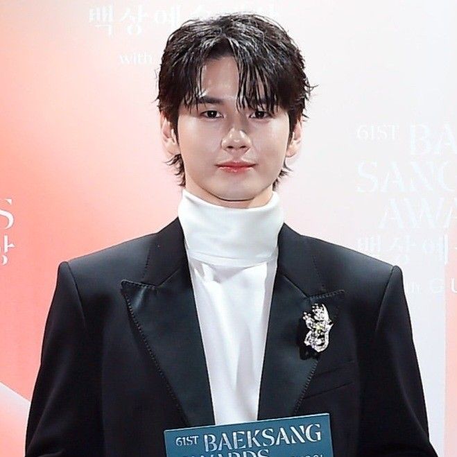 A moment captured by a fan of Ong Seongwu