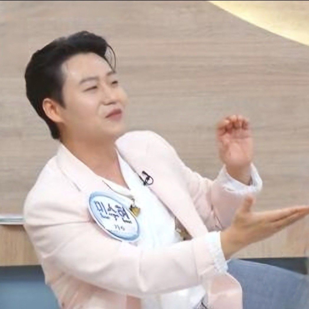 Behind-the-scenes cut of Min Soohyun