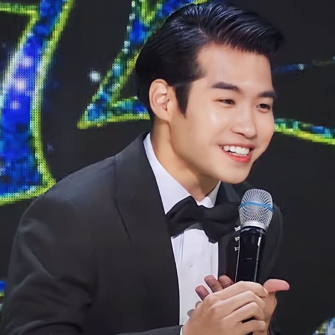 Behind-the-scenes cut of Jo Myungsup