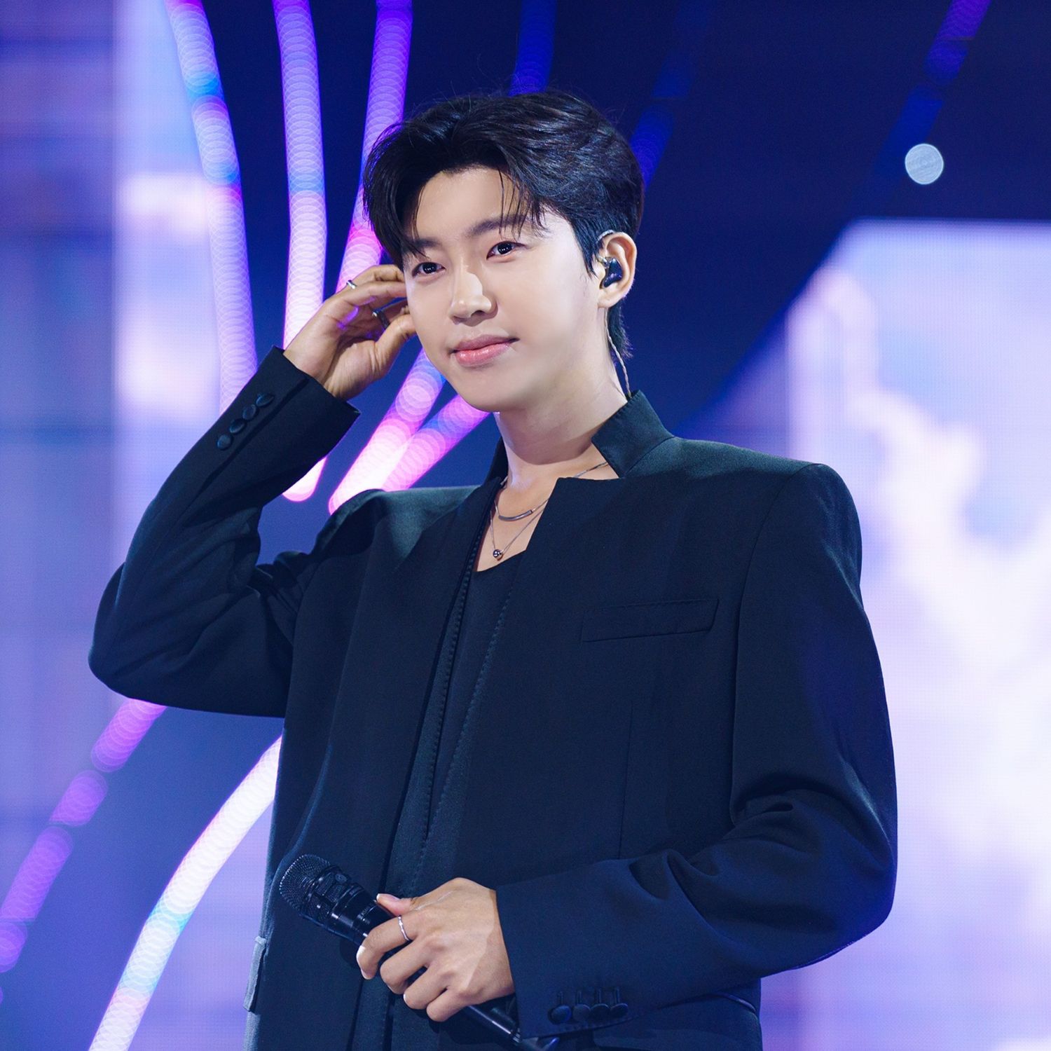 A moment captured by a fan of Lim Youngwoong