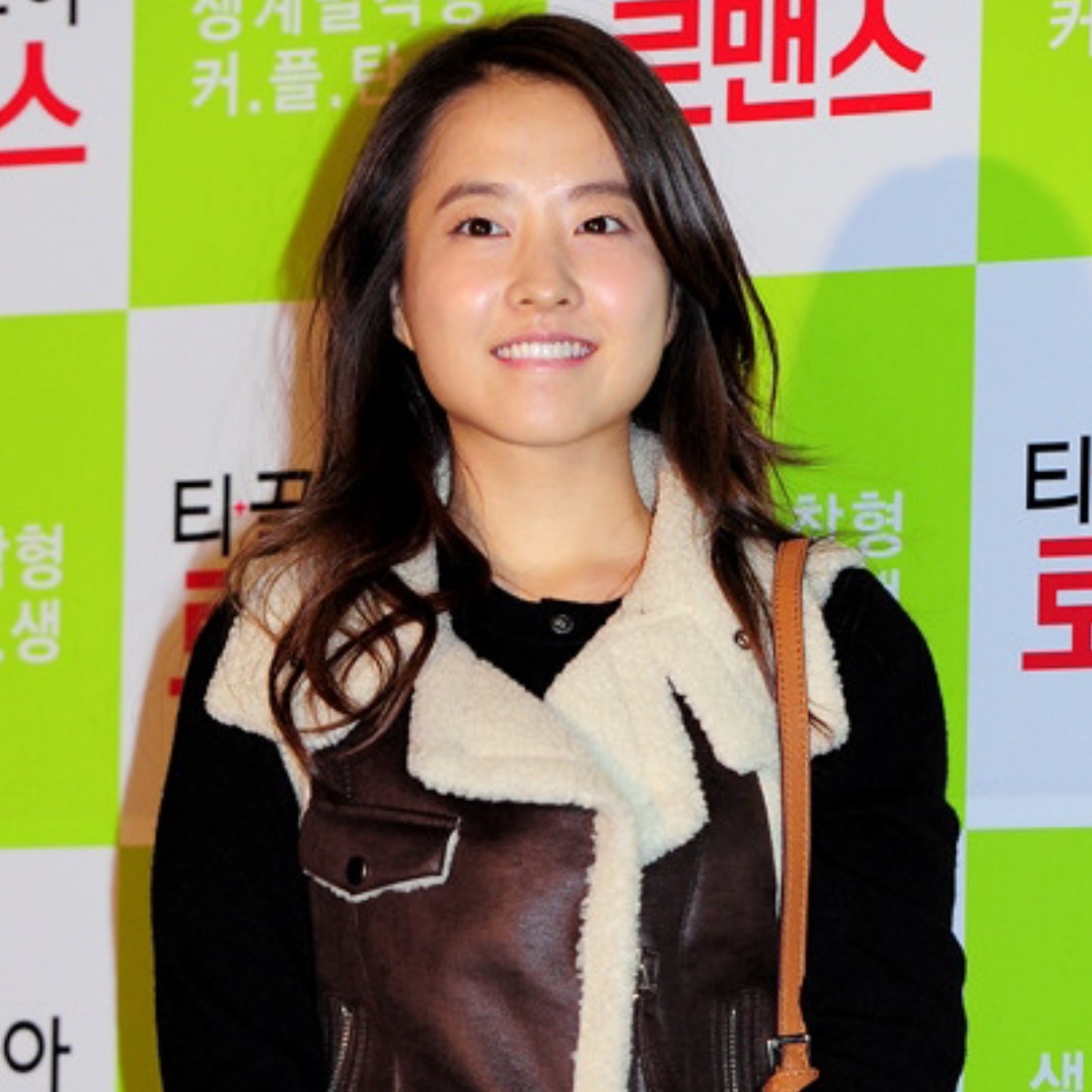Recent activity shot of Park Boyoung