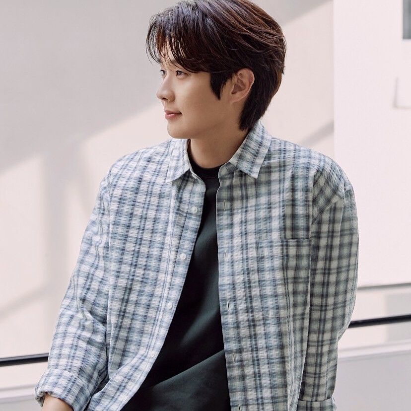 Latest photo of Choi Wooshik