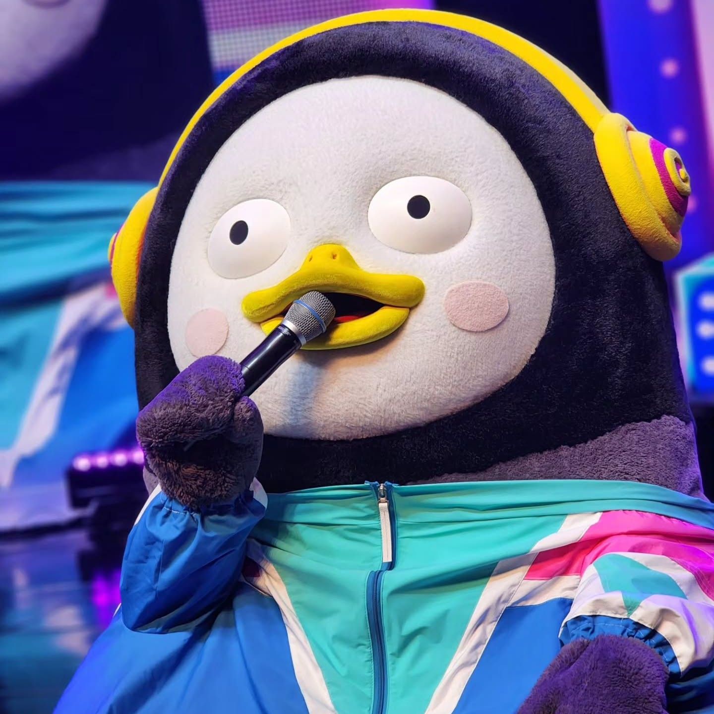 朋秀的最新照片