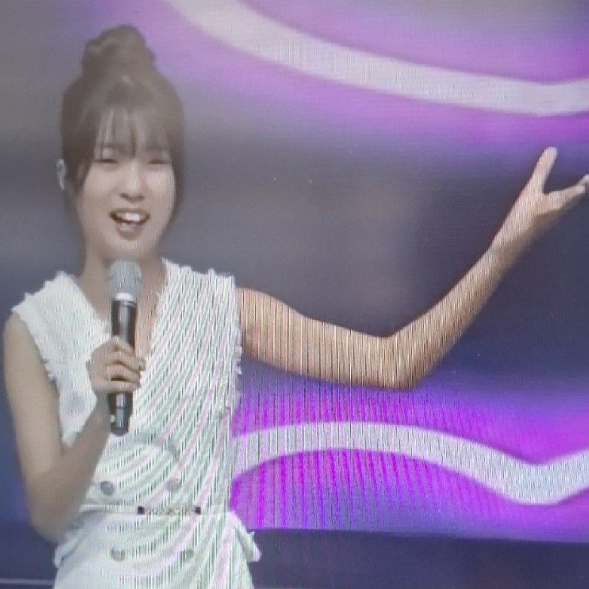 Behind-the-scenes cut of Bin Yeseo