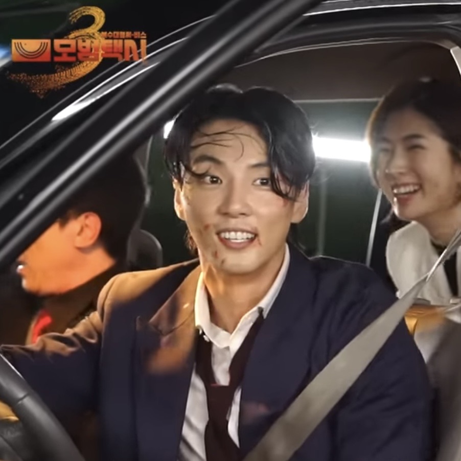 Foto kegiatan terbaru dari Yoon Shiyoon