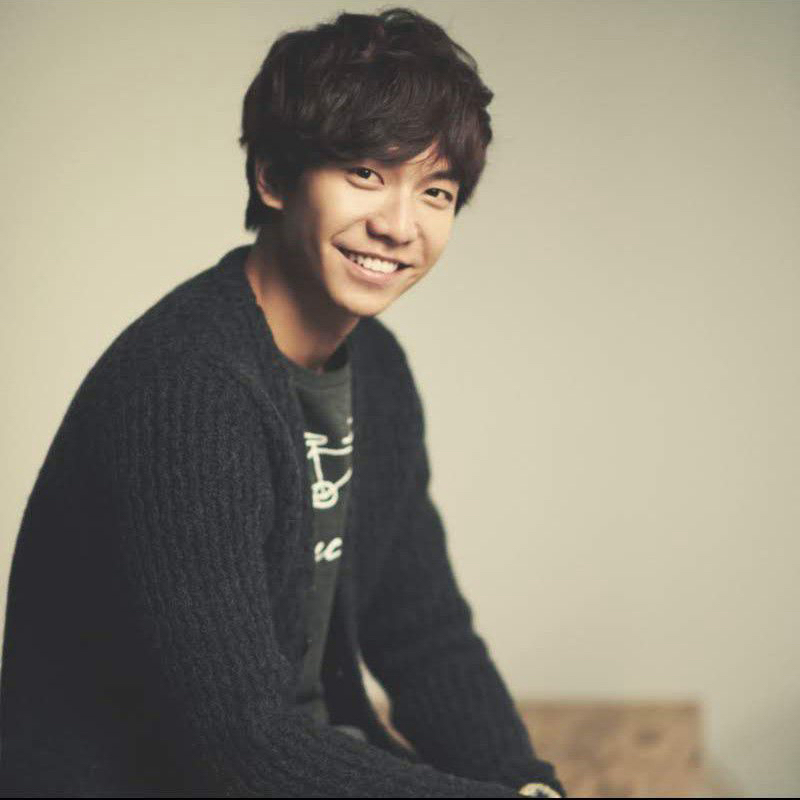 Behind-the-scenes cut of Lee Seunggi