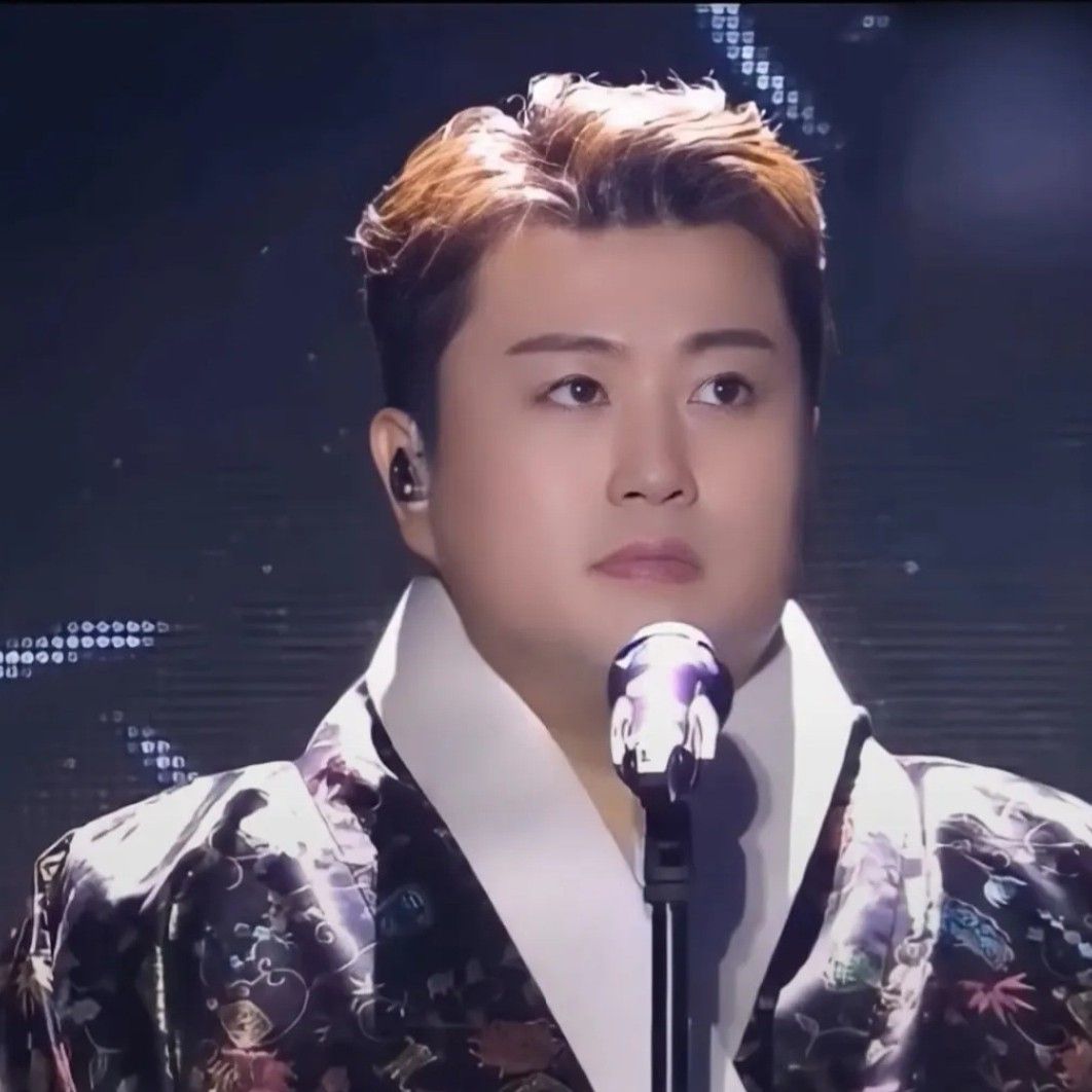 Cuplikan di balik layar dari Kim Hojoong