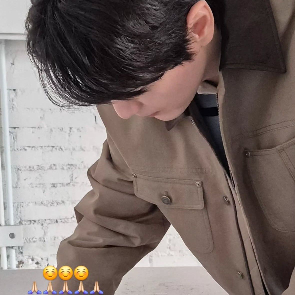 A moment captured by a fan of Lee Joonhyuk
