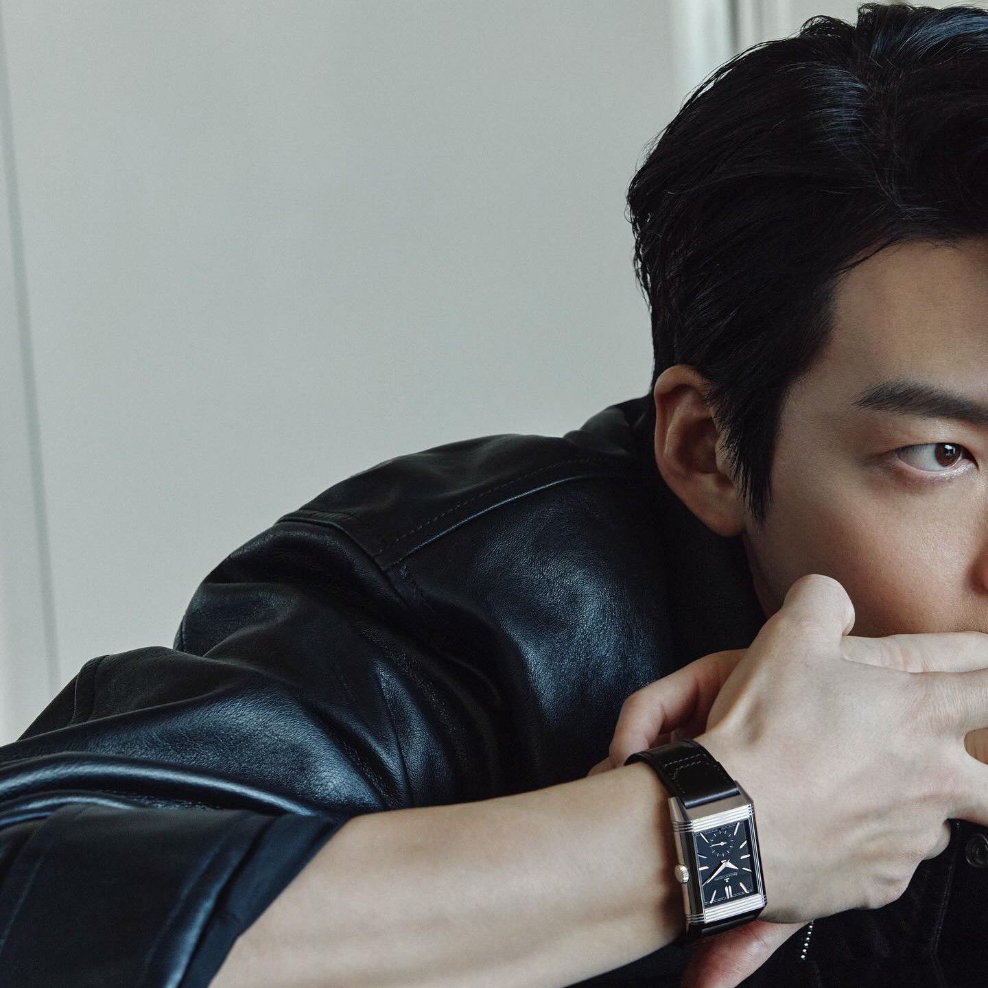 Behind-the-scenes cut of Kim Woobin