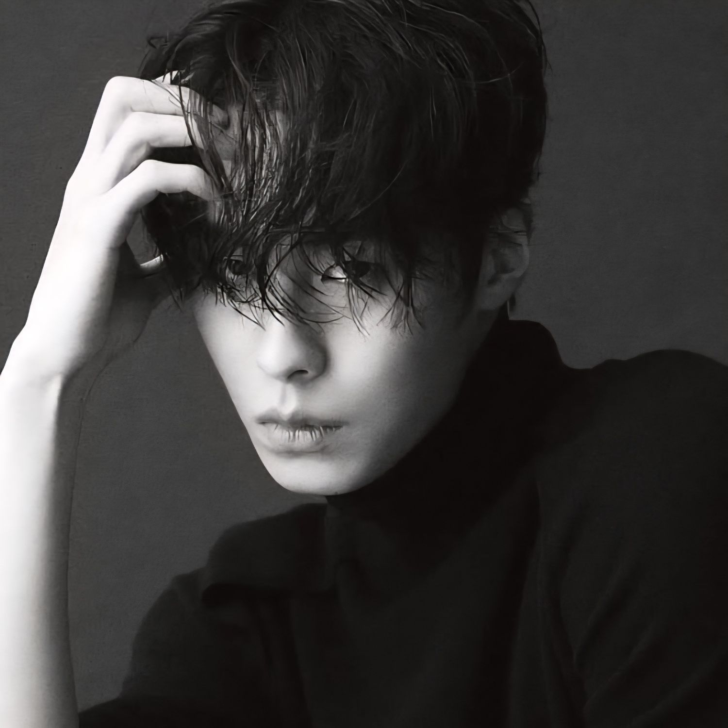 A moment captured by a fan of Lee Jaewook