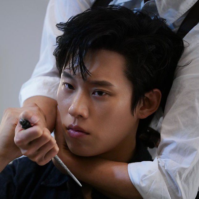 Behind-the-scenes cut of Kim Sungcheol