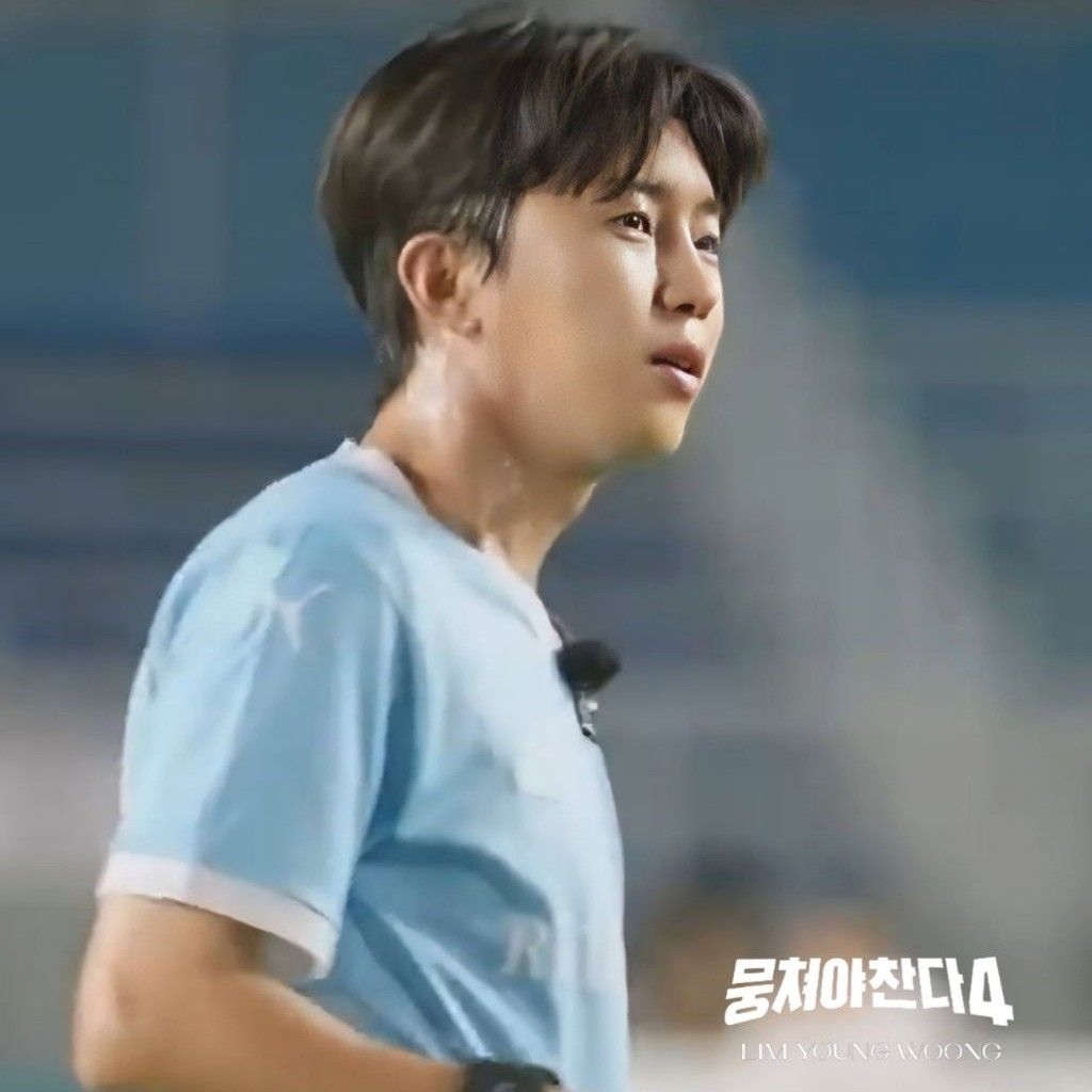 A moment captured by a fan of Lim Youngwoong