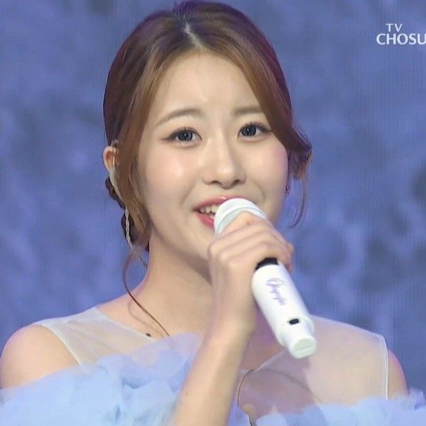 Recent activity shot of Oh Yujin