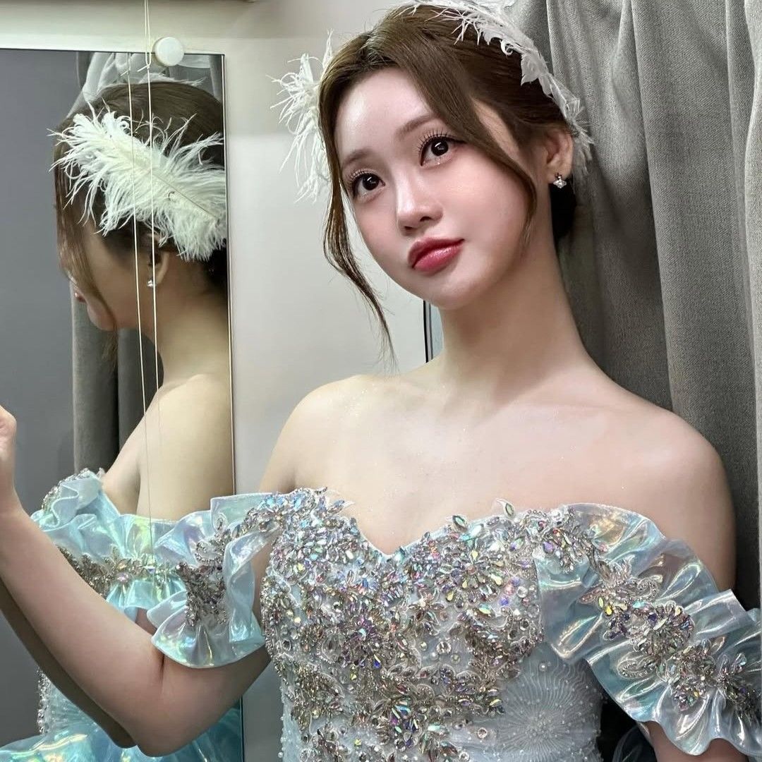 Recent activity shot of Hong Jiyoon