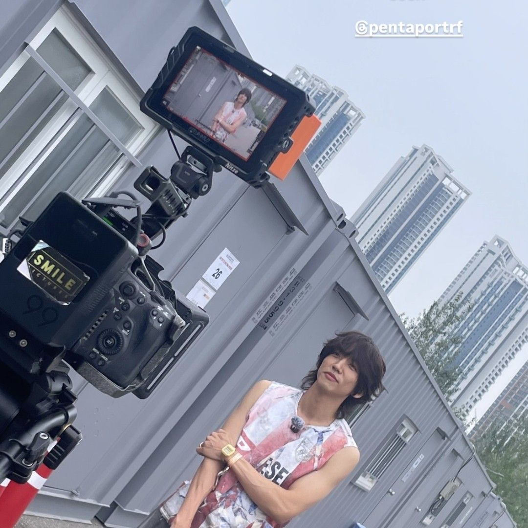A moment captured by a fan of Lee Seungyoon