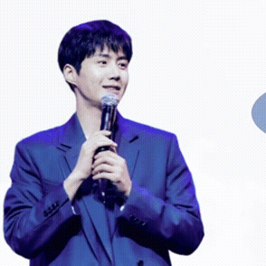 Behind-the-scenes cut of Kim Seonho