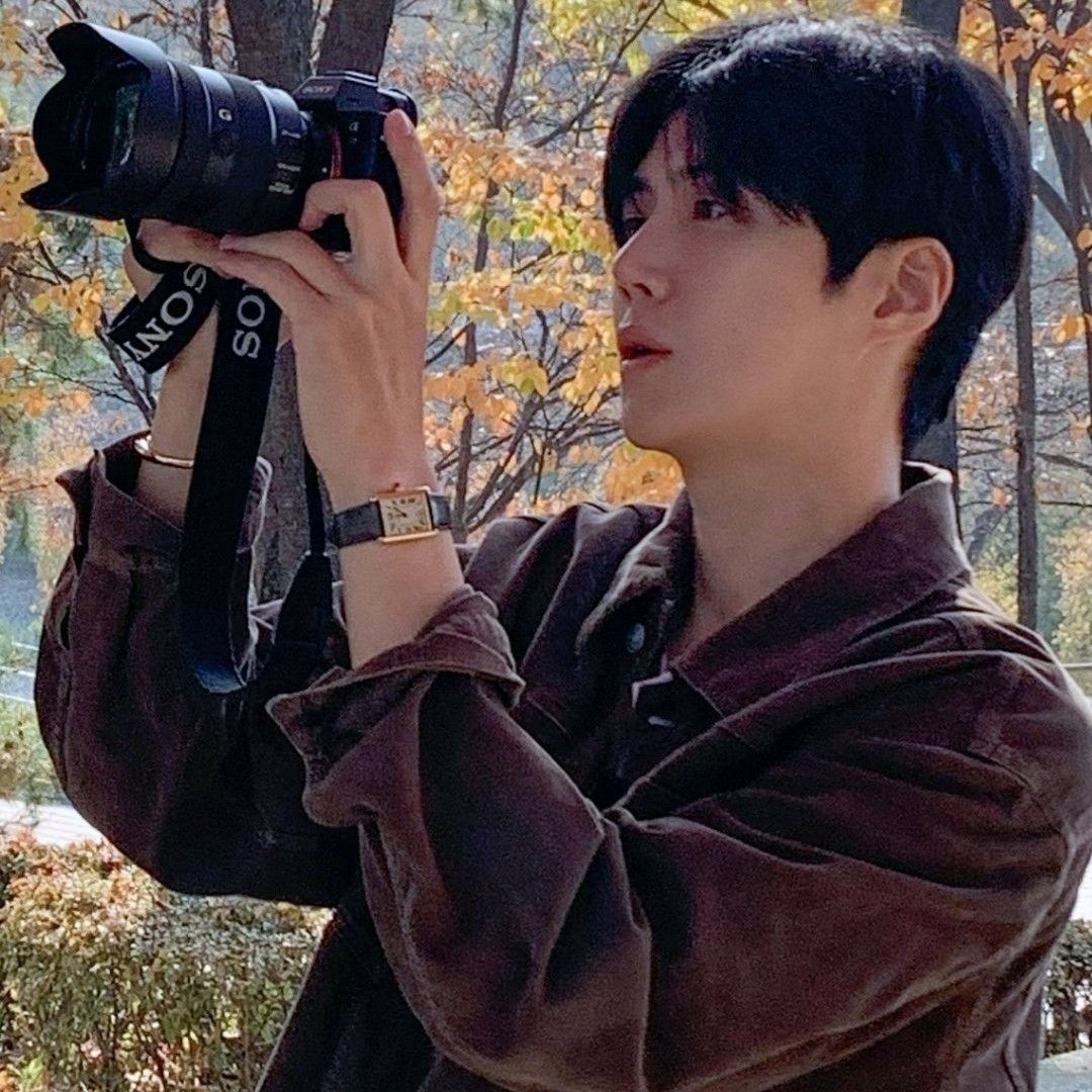 Behind-the-scenes cut of Kim Seonho