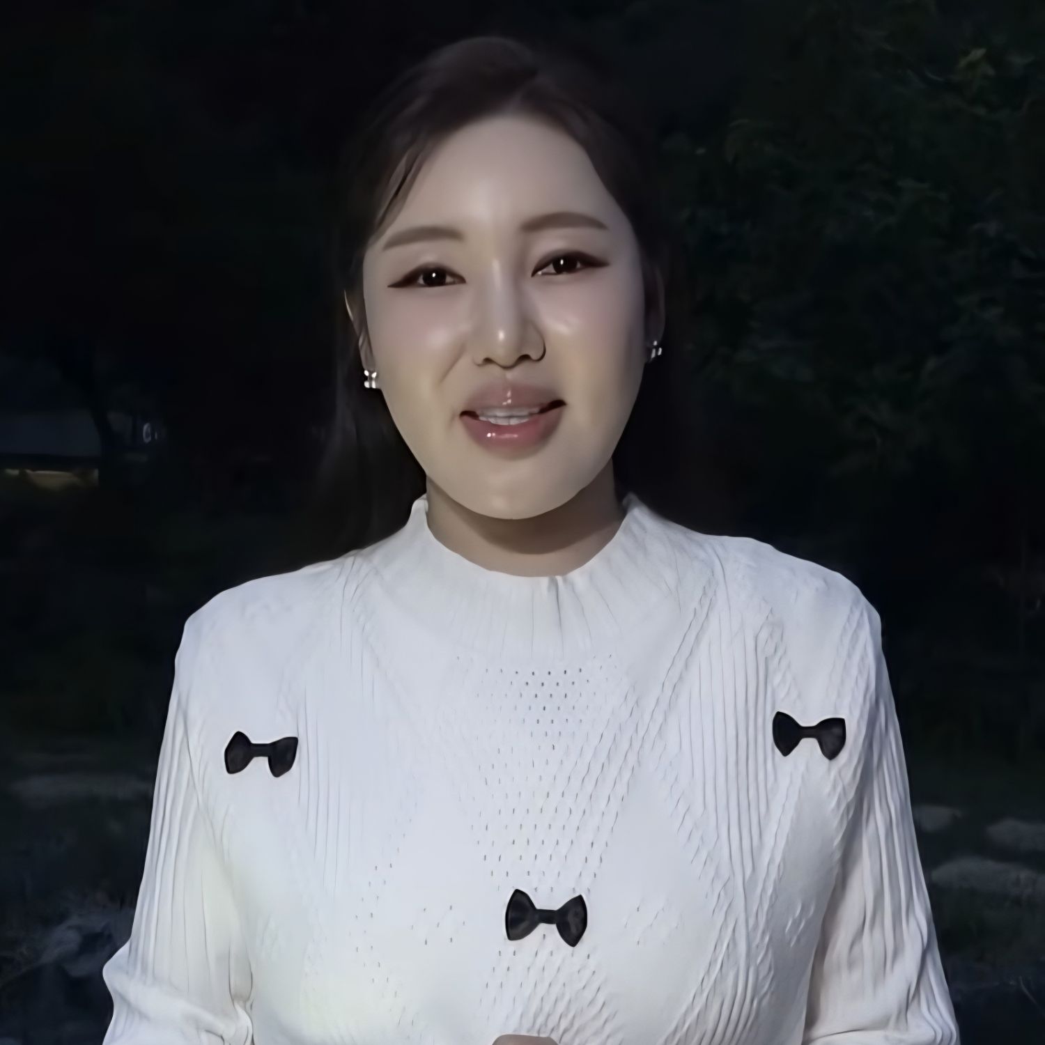 Cuplikan di balik layar dari Song Gain