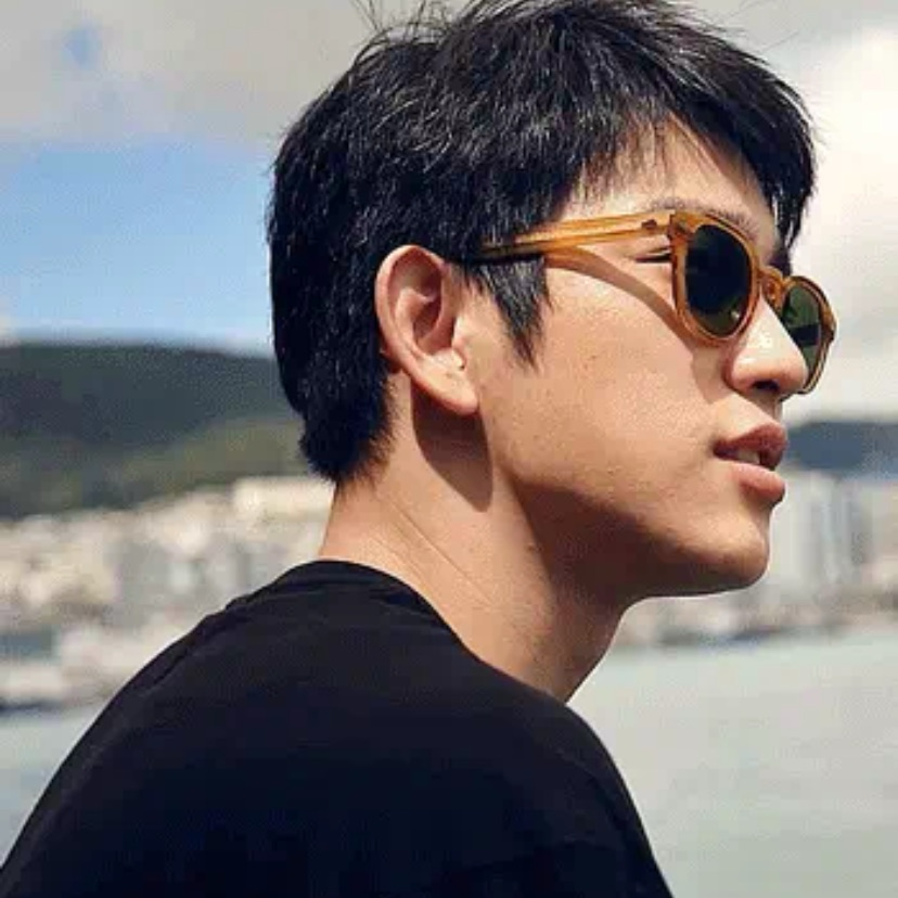 Foto terbaru dari Park Jinyoung
