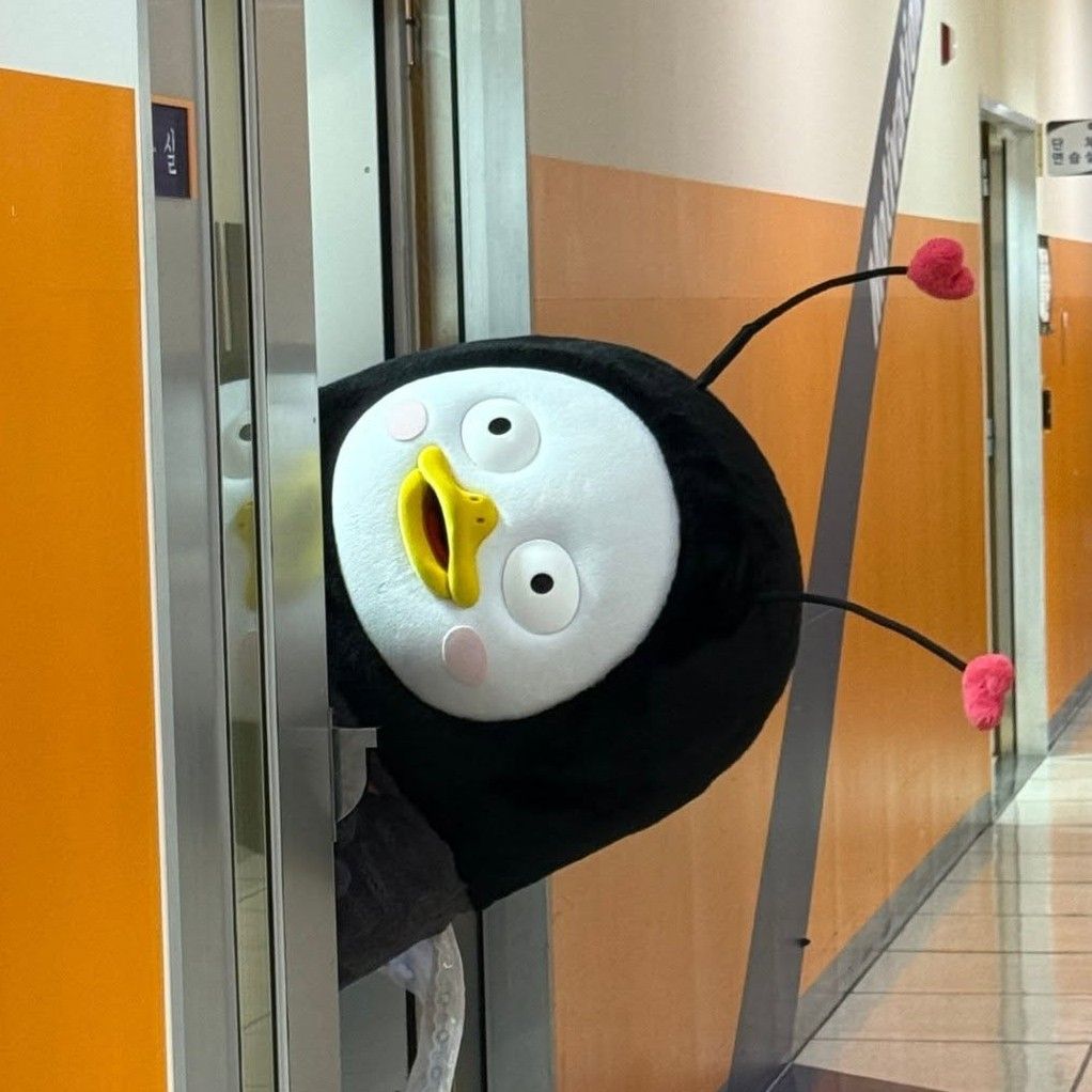 Behind-the-scenes cut of Pengsoo