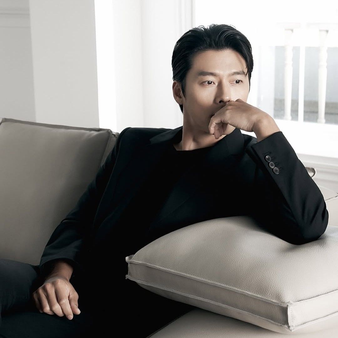 Latest photo of Hyun Bin