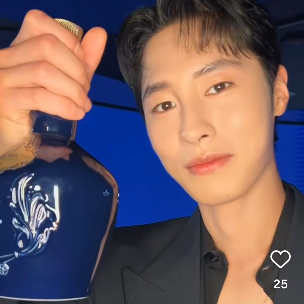 Recent activity shot of Lee Jaewook