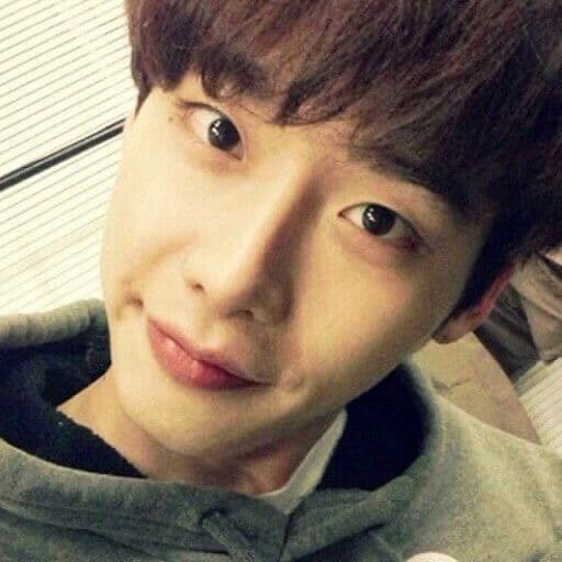Recent activity shot of Lee Jongsuk