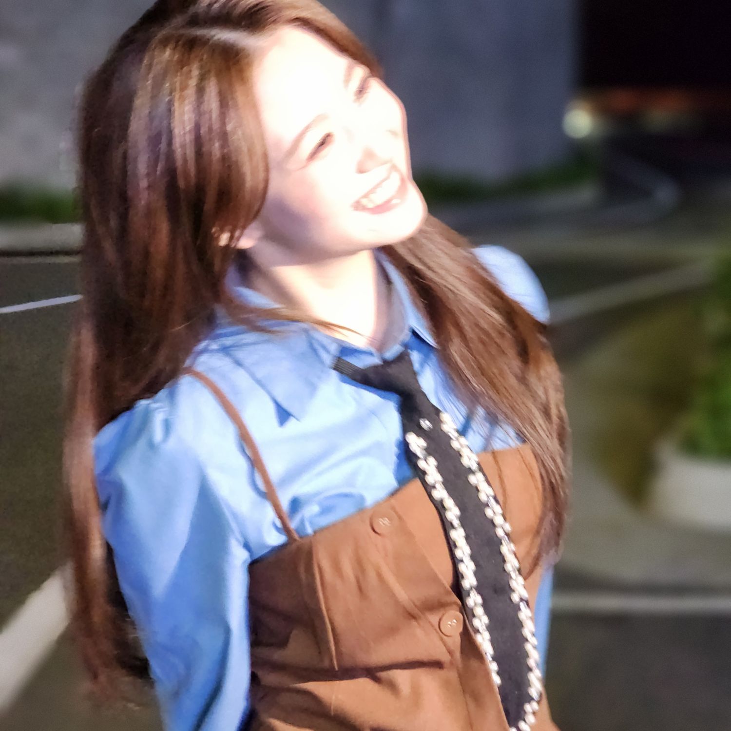 A moment captured by a fan of Oh Yujin