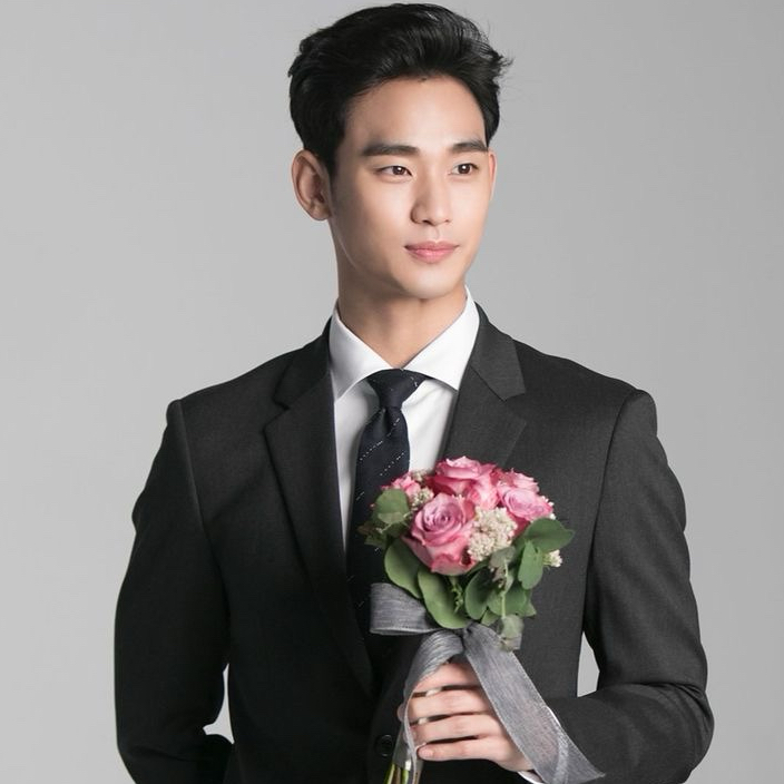 A moment captured by a fan of Kim Soohyun