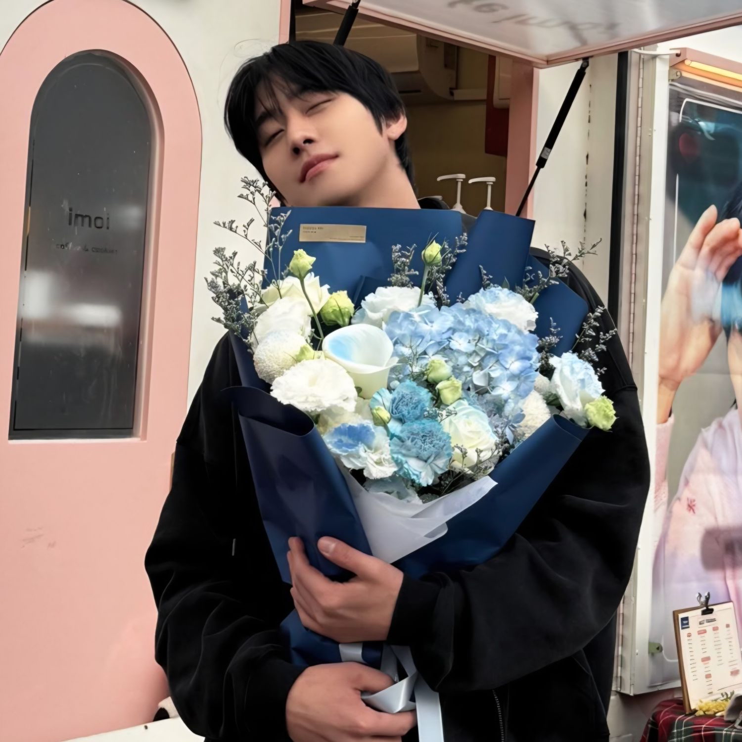 安孝燮的最新照片