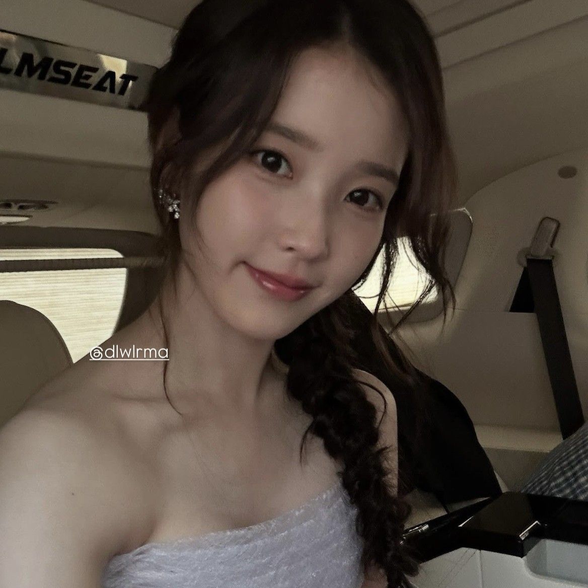 Behind-the-scenes cut of IU