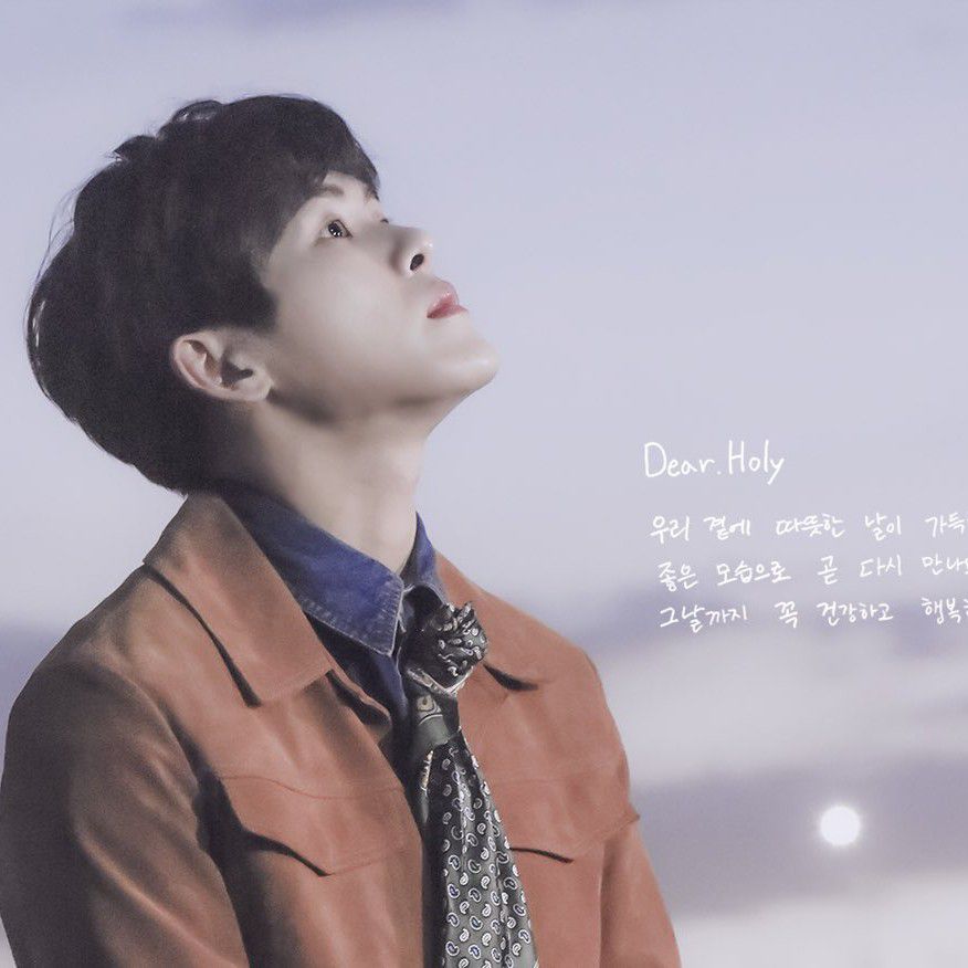 Behind-the-scenes cut of Hoya