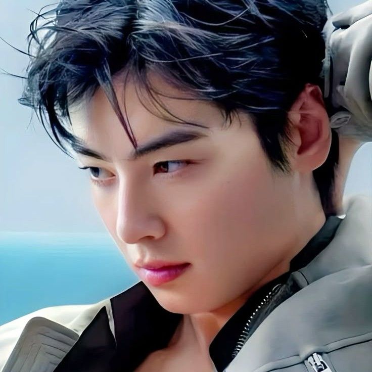 A moment captured by a fan of Cha Eunwoo