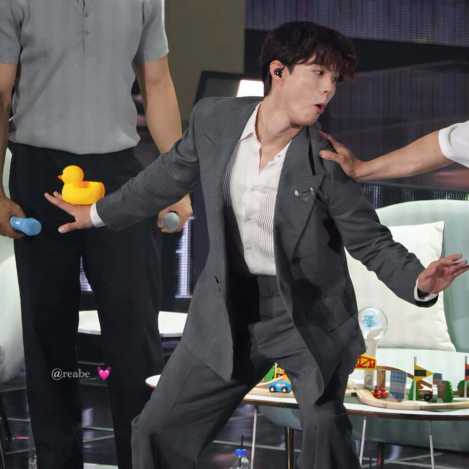 Recent activity shot of Park Bogum