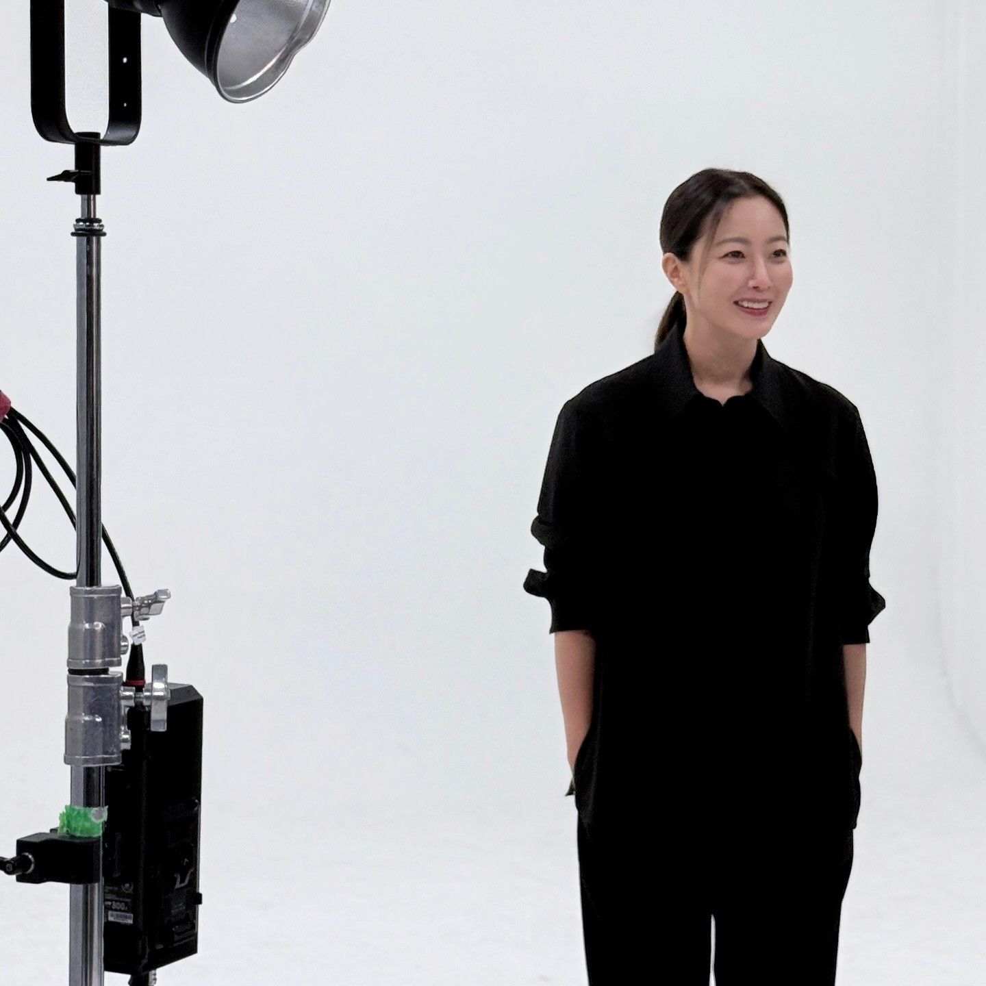 Behind-the-scenes cut of Kim Heesun