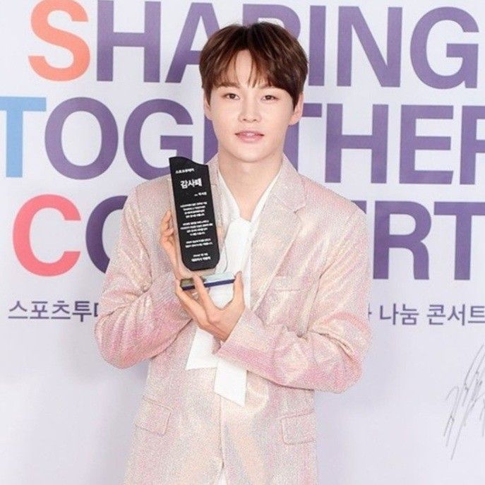 Foto terbaru dari Park Seojin