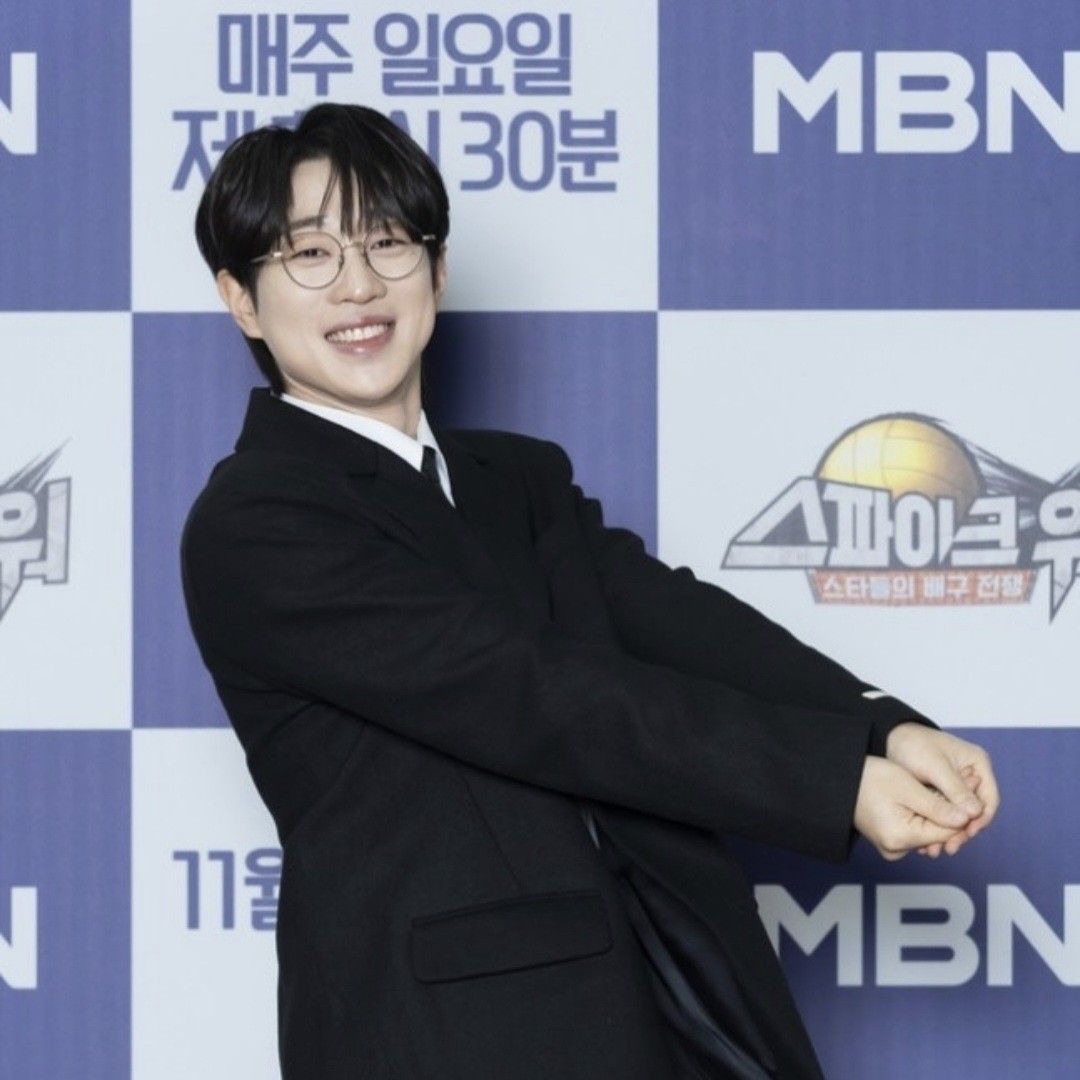 A moment captured by a fan of An Sunghoon