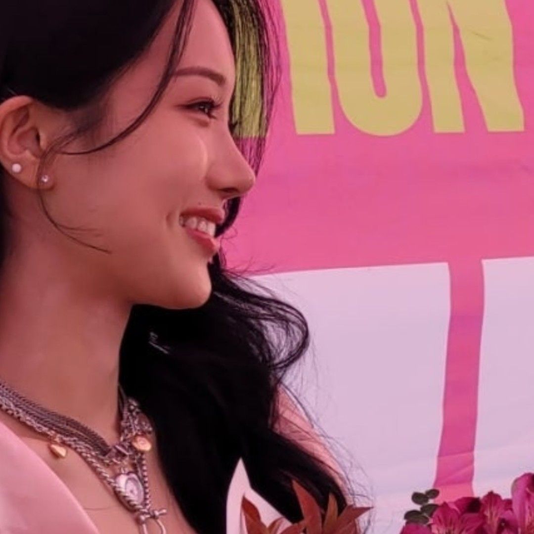 Recent activity shot of Kim Soyeon (2004)