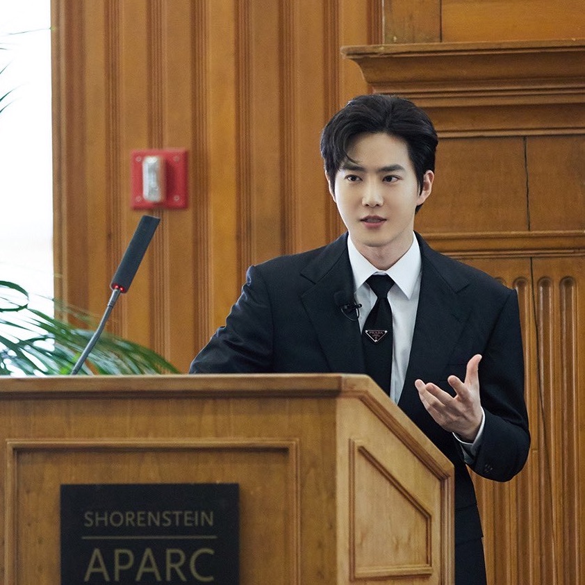 Foto kegiatan terbaru dari Suho
