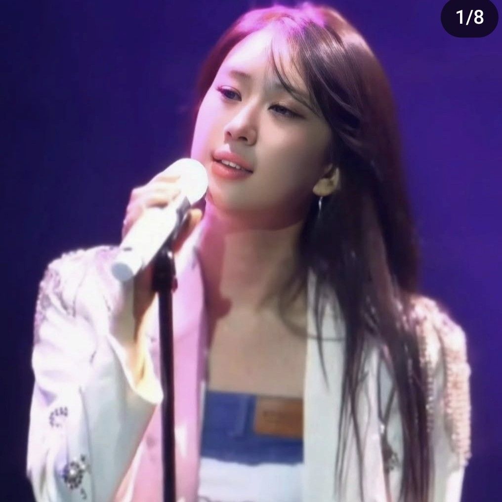 Momen yang diabadikan oleh penggemar Jeon Yujin