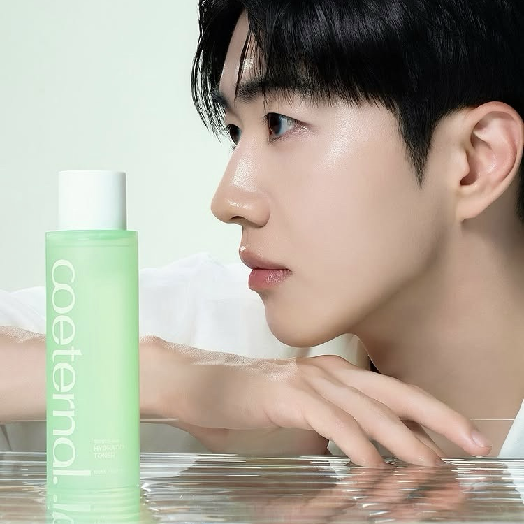 A moment captured by a fan of Kang Hoon