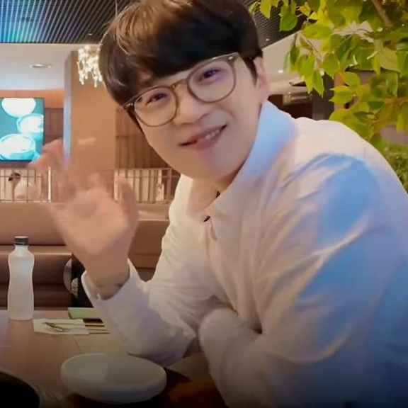 Recent activity shot of Park Jihoo (Mr. Trot 3)