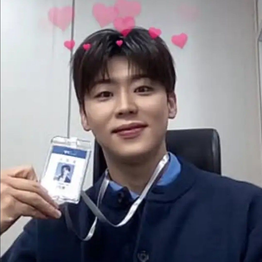 Foto terbaru dari Park Jihyeon