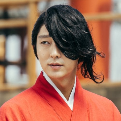 Recent activity shot of Lee Joongi