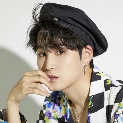 金熙栽的最新照片