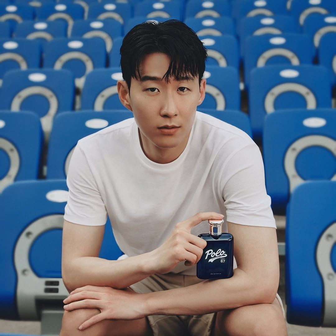 손흥민 최근 활동샷
